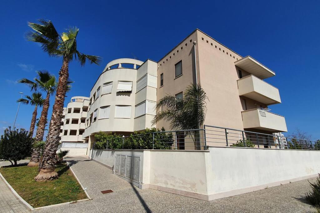 "Elle Home" Attico Panoramico Lecce Luaran gambar