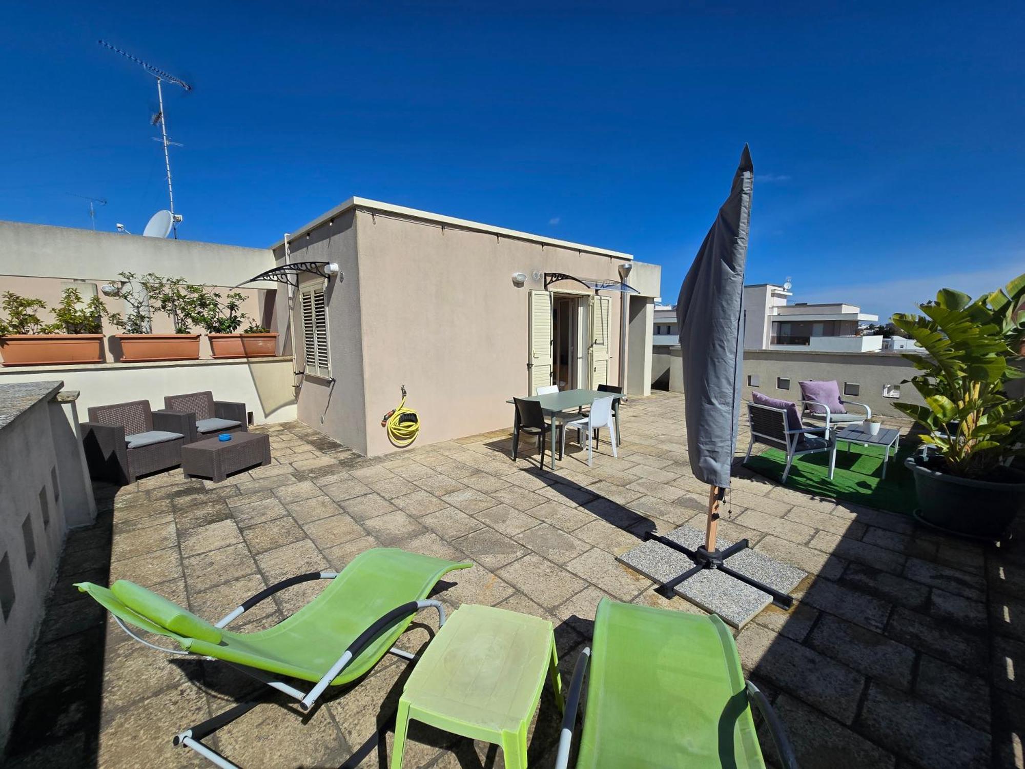 "Elle Home" Attico Panoramico Lecce Luaran gambar