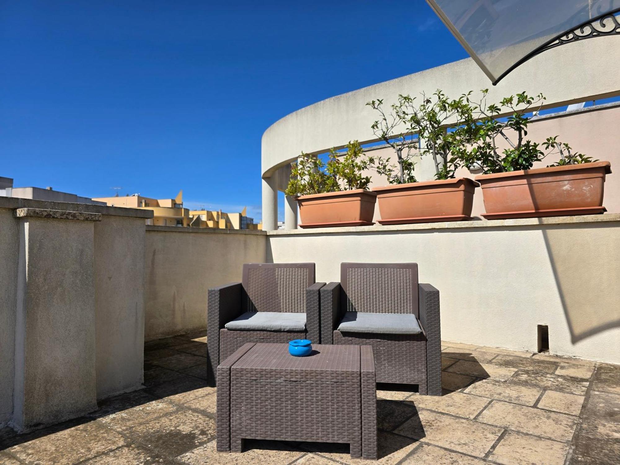 "Elle Home" Attico Panoramico Lecce Luaran gambar
